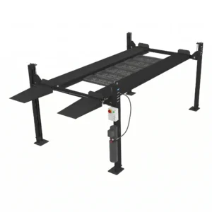 Leeuwis Equipment Wolf P436C Parkeerlift Compact - 3D Render Van Zwarte Hefbrug Inclusief Kunststof Olie Lekbakken Tussen De Rijbanen